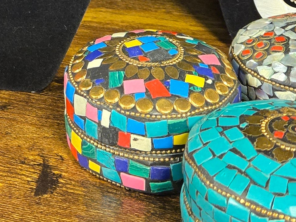 HANDCRAFTED LACQUER & GOLD INLAID NESTING BOXES - 3 IN 1 SET ORIENTAL KEEPSAKE CONTAINERS