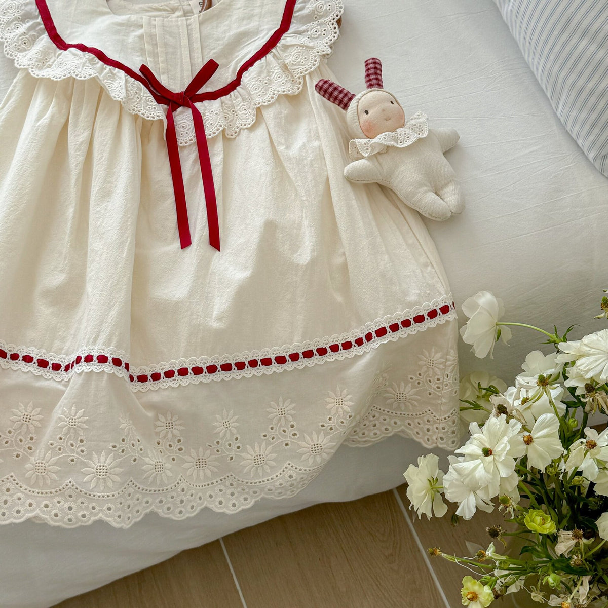Lace Princess Dress Sleeveless Ruffled Skirt for Kids