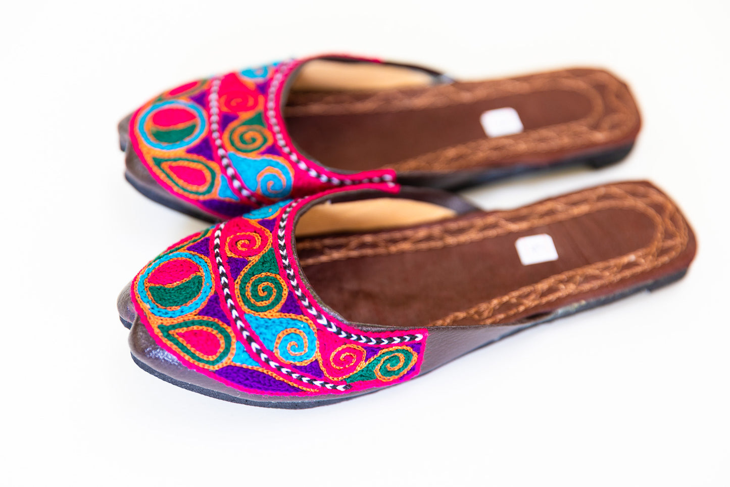 CHILDREN EMBROIDERED FESTIVE SLIPPERS - SIZE 1 - JAG Universal Collection