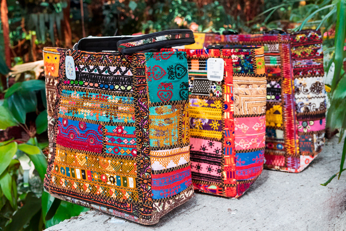 HANDCRAFTED EMBROIDERED LARGE BAGS - JAG Universal Collection