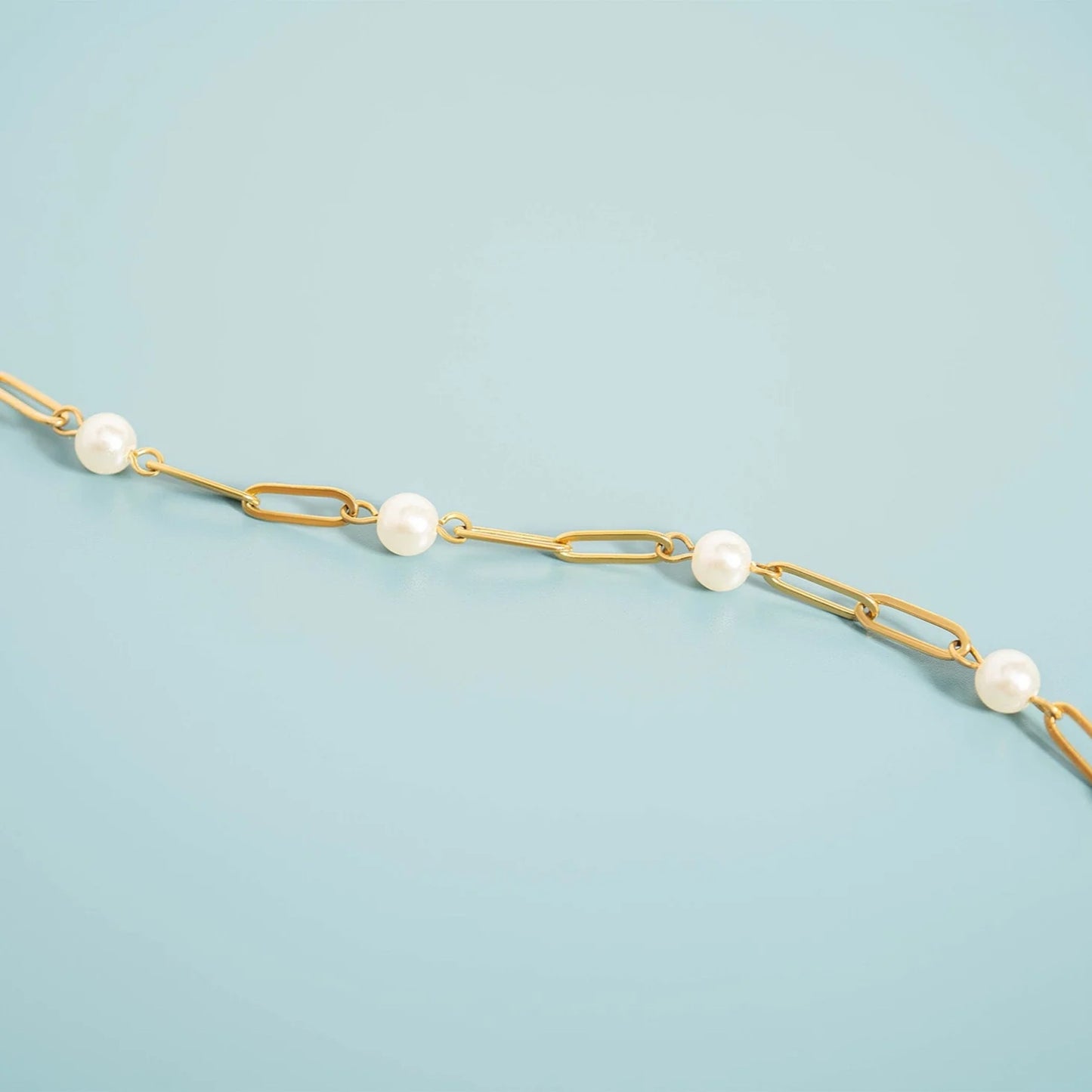 Made in the USA | 18K Gold PVD Pearl Paperclip Bracelet | Hypoallergenic 316L Surgical Steel