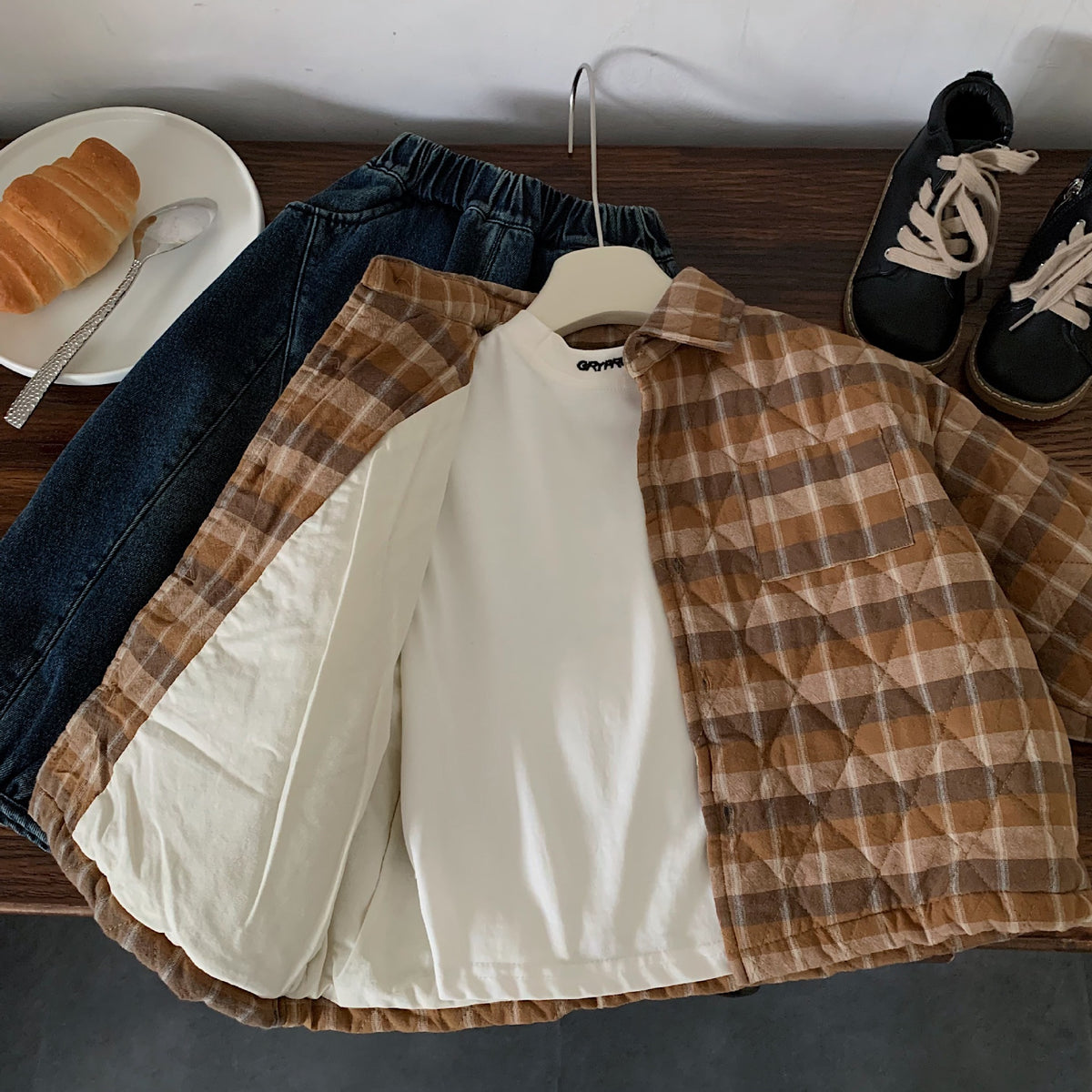 Vintage plaid cotton warm jacket for children in winter