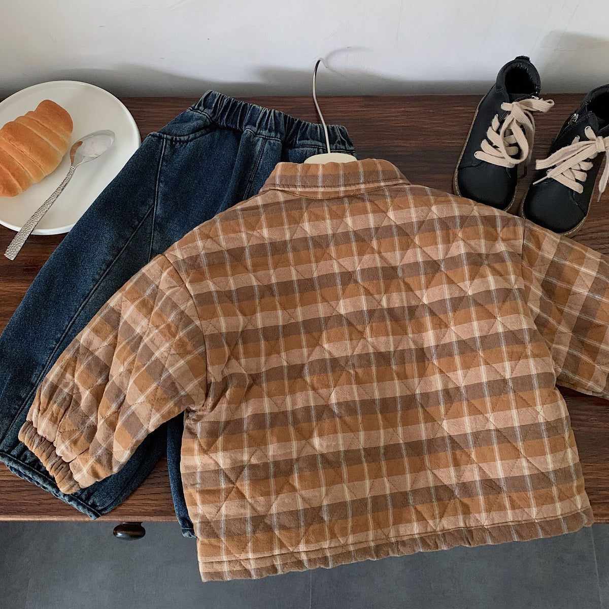 Vintage plaid cotton warm jacket for children in winter