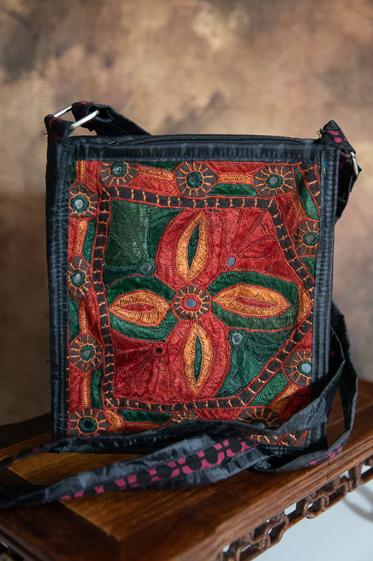 EMBROIDRED CROSSBODY BAG - SMALL - JAG Universal Collection 
