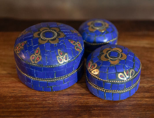 LACQUER AND GOLD INLAID HANDCRAFTED BOXES - SET OF 3 - JAG Universal Collection 