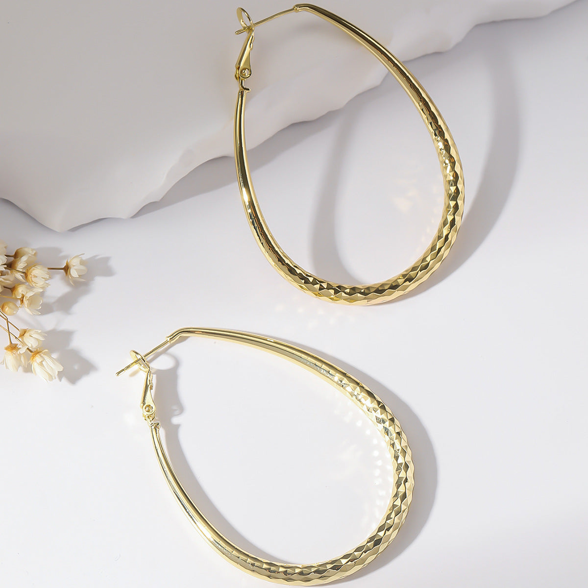 Hammered Oval Hoop Earrings – 54mm Gold Tone Textured Hoops – Lightweight Copper Fashion Earrings for Women
