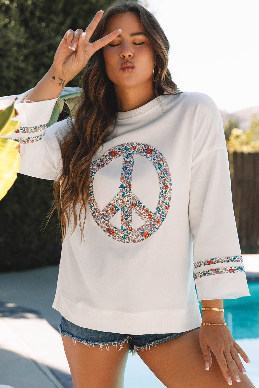 Floral Peace Sign Oversized Sweatshirt – Relaxed Fit Boho Casual Top