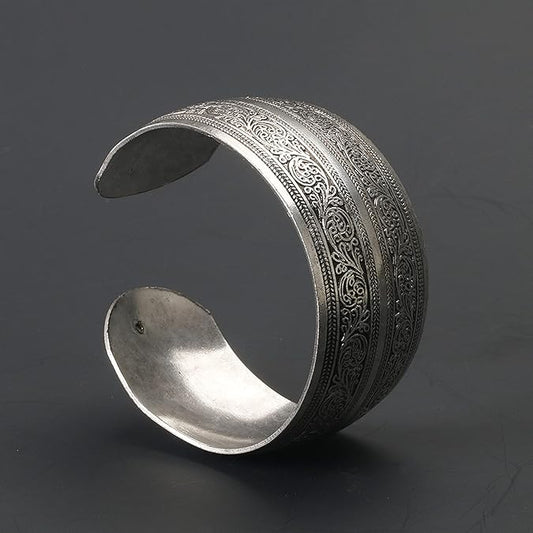 TIBETAN DESIGN SILVER CUFF BRACELET - JAG Universal Collection 