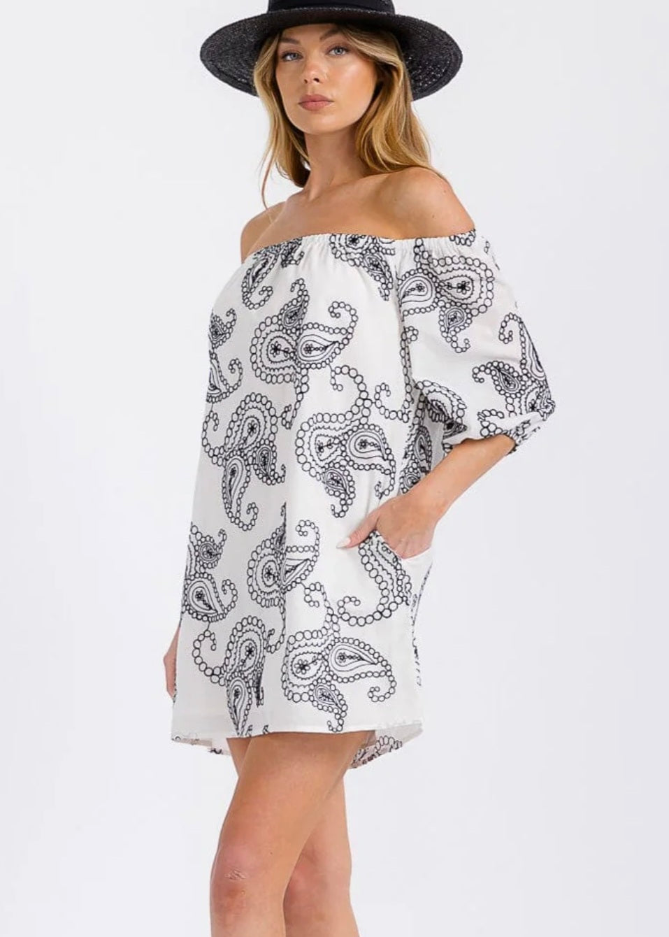 WOMEN'S OFF SHOULDER SHORT SLEEVES FRONT POCKETS PAISLEY PRINT TUNIC MINI DRESS - JAG Universal Collection 