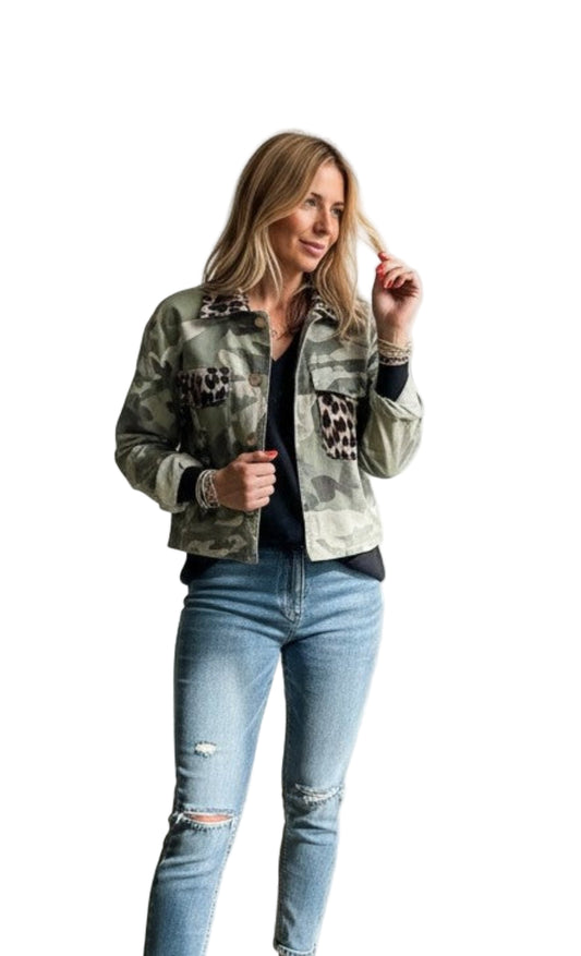 Camo & Leopard Patchwork Button-Up Jacket – Vintage Utility Shacket for Fall Layering