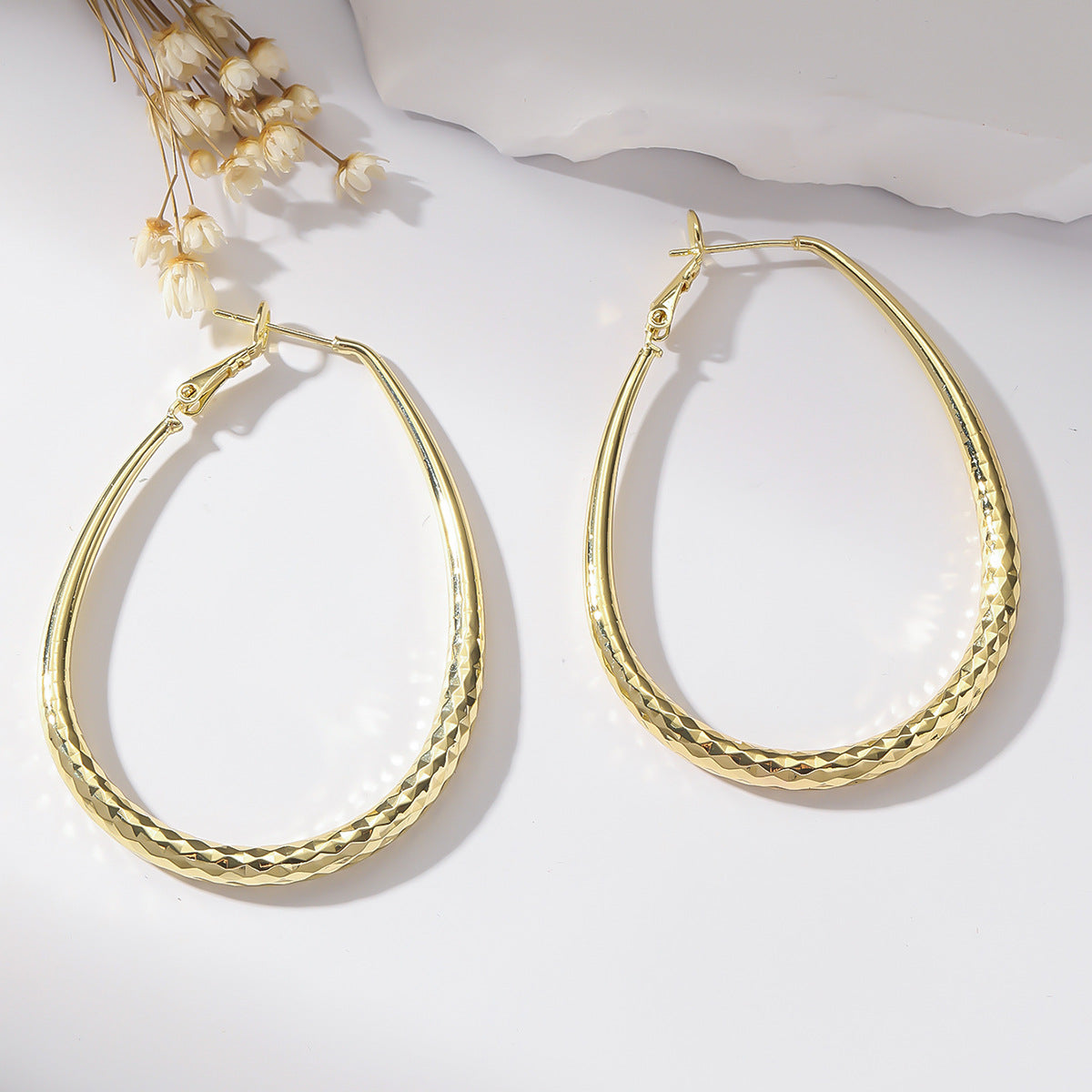 Hammered Oval Hoop Earrings – 54mm Gold Tone Textured Hoops – Lightweight Copper Fashion Earrings for Women