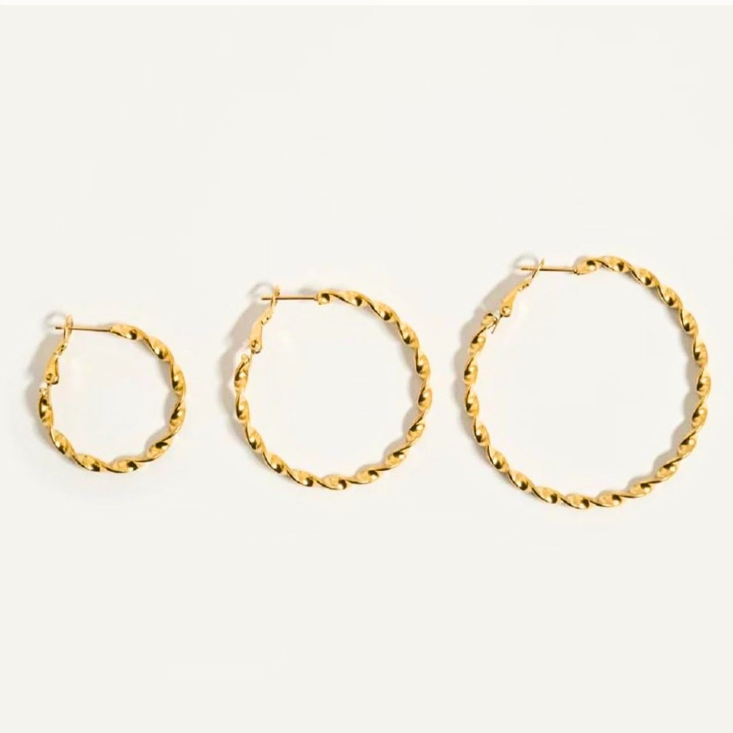 18K Gold PVD 316L Stainless Steel Twist Hoop Earrings – Hypoallergenic, Tarnish-Free, Everyday Luxury (30mm / 40mm /50mm